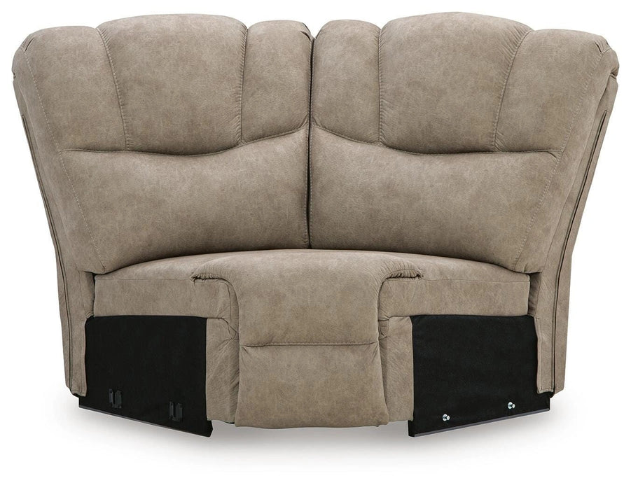 Ravenswaye Reclining Sectional