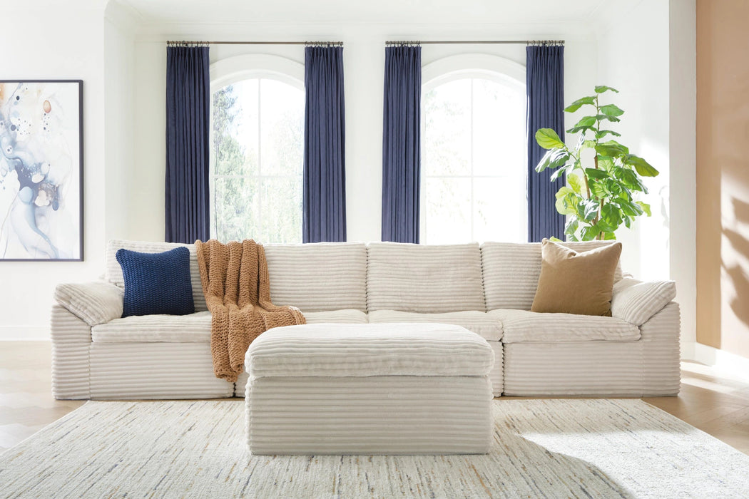 Canefield Sectional