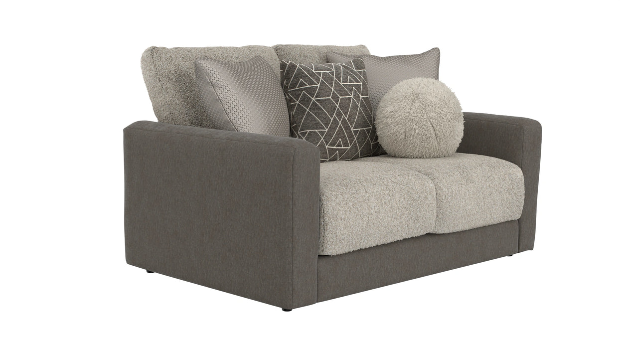Reddington Loveseat