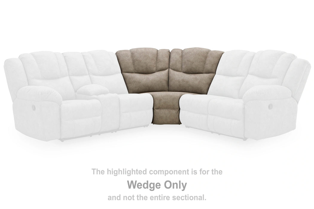 Ravenswaye Reclining Sectional